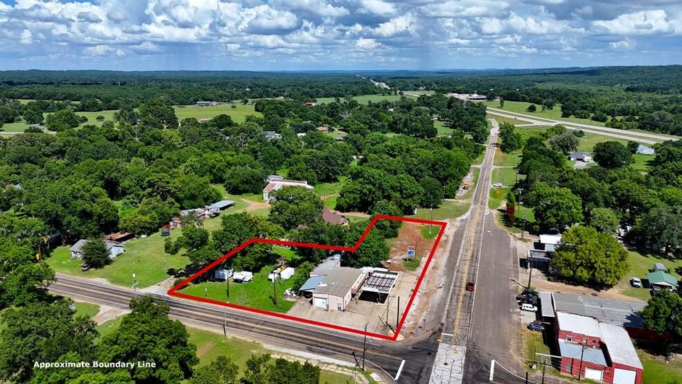 More Photos Of 15703 E US Hwy 175, Poynor Freestanding For Sale
