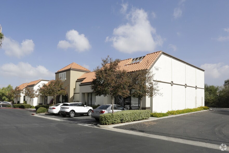 More Photos Of 7891 Mission Grove Pky, Riverside Unknown For Lease