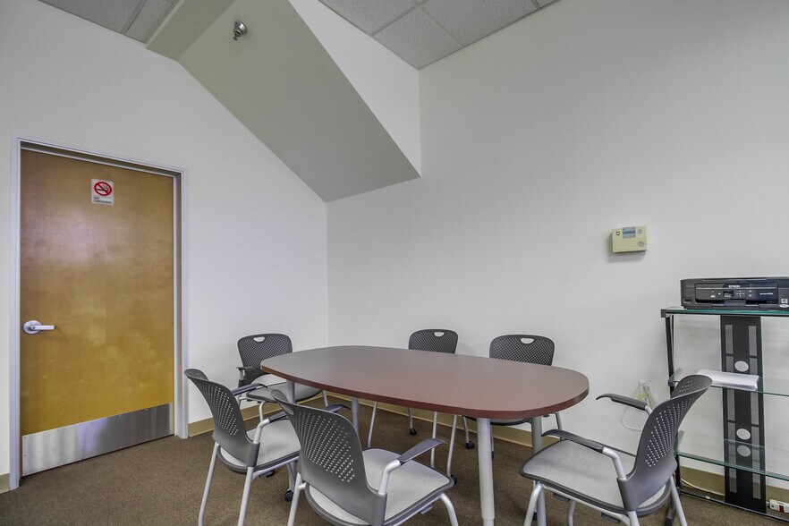 More Photos Of 1568 Lancaster Point Way, San Diego Flex For Sale