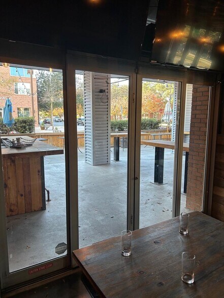 More Photos Of 725-735 Coleman Blvd, Mount Pleasant Apartments For Lease