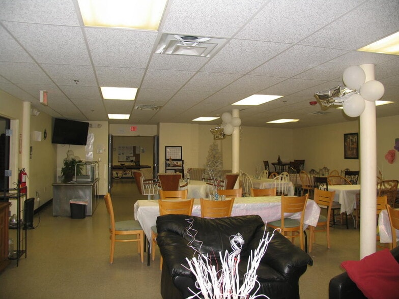 More Photos Of 845 N Main St, Providence Medical For Sale