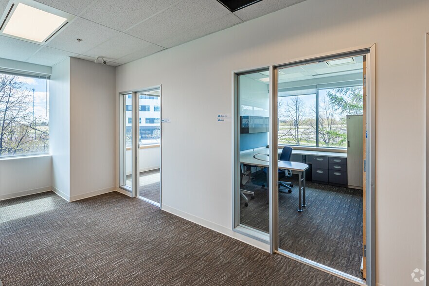 More Photos Of 750 & 770 Palladium Dr, Ottawa Unknown For Lease