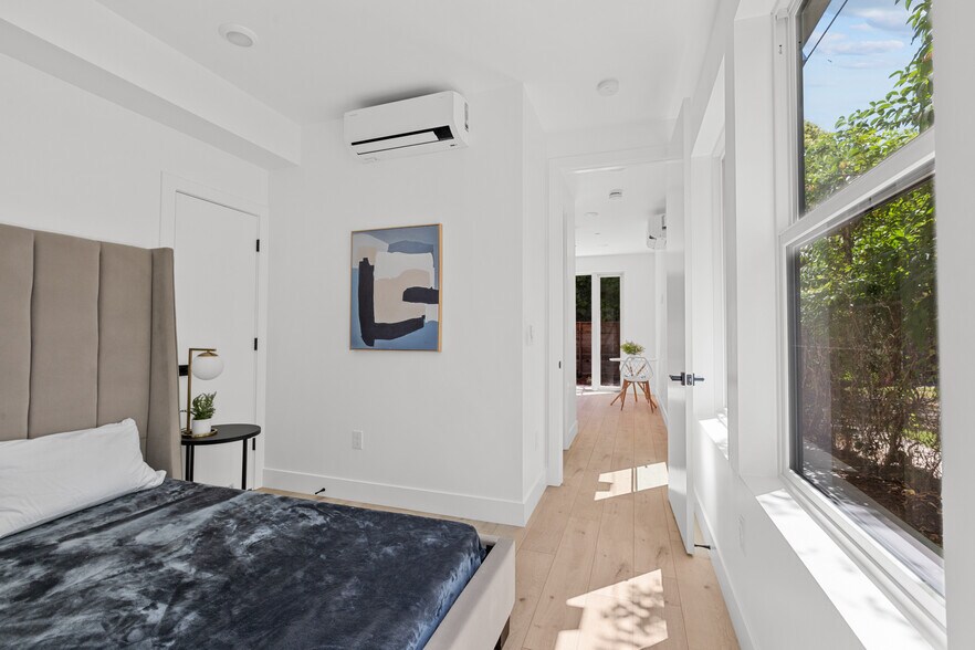 More Photos Of 1012 Uptown Aly, Sacramento Multifamily For Sale