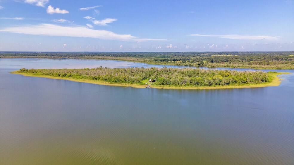 More Photos Of 6001 Bird Island Dr, Lady Lake Lodge Meeting Hall For Sale