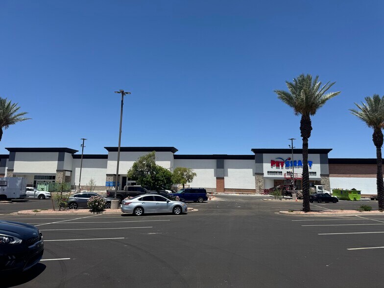 More Photos Of 2055 N Alma School Rd, Chandler Unknown For Lease