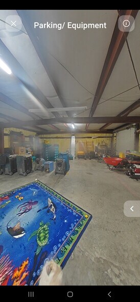 More Photos Of 9966 Samuel Rd, Carterville Self Storage For Sale