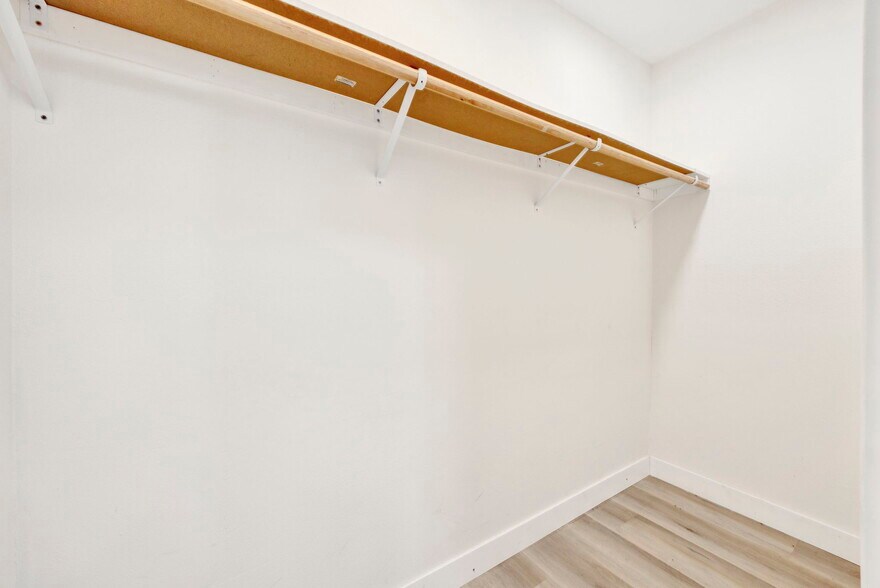 More Photos Of 103 N Catalina Ave, Pasadena Apartments For Sale
