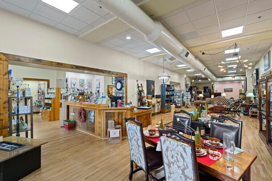 More Photos Of 216 W Lincolnway, Cheyenne Storefront Retail Office For Sale
