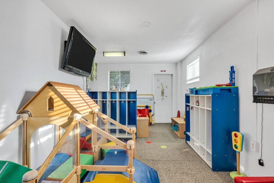More Photos Of 505 Del Rey Ave, Canon City Schools For Sale