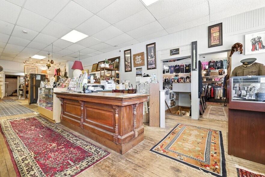 More Photos Of 9934-9936 Main St, Hebron Storefront Retail Residential For Sale