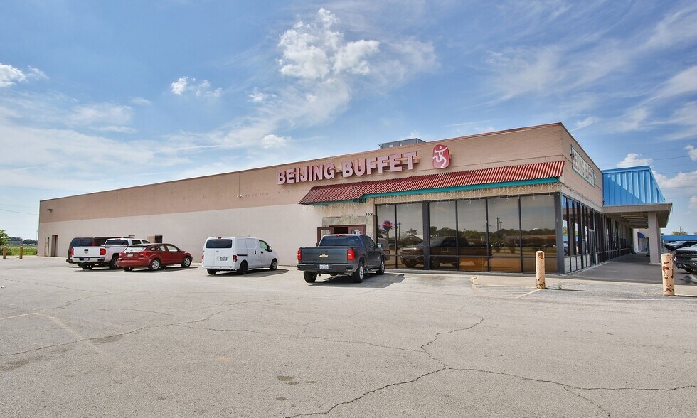 More Photos Of 121 State Highway 35 N, Port Lavaca Unknown For Lease