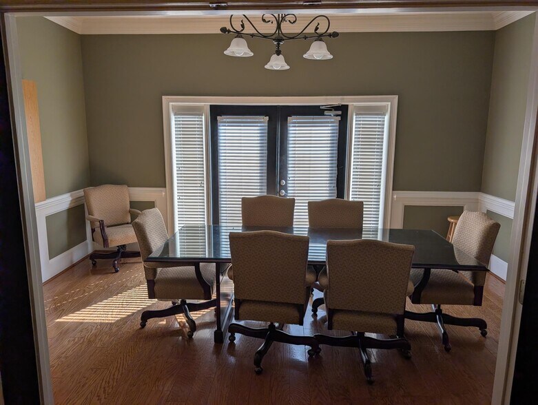 More Photos Of 5400 Laurel Springs Pky, Suwanee Coworking Space