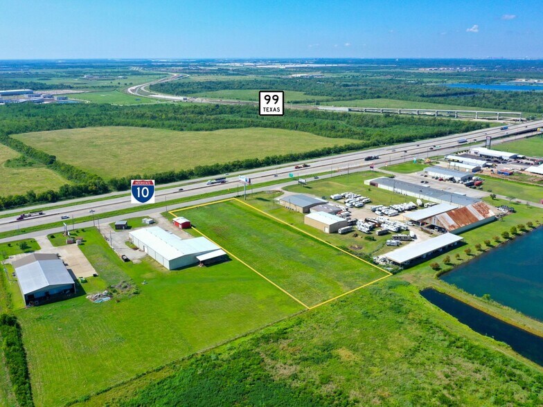 More Photos Of 12545 Interstate 10, Baytown Land For Sale