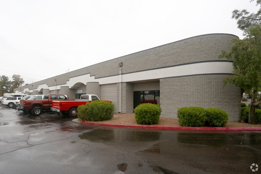 More Photos Of 224 E Chilton Dr, Chandler Warehouse For Lease