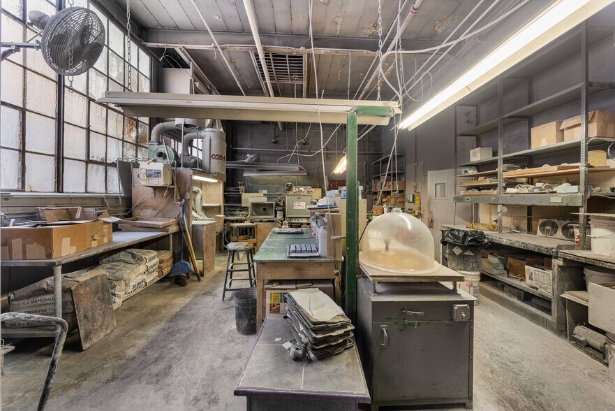 More Photos Of 109 45th St, Union City Loft Creative Space For Sale