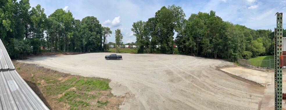 More Photos Of 5290 Highway 42, Ellenwood Distribution For Sale