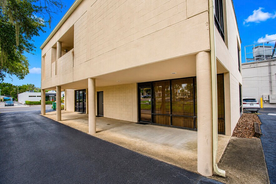 More Photos Of 385 W Fairbanks Ave, Winter Park Office For Lease