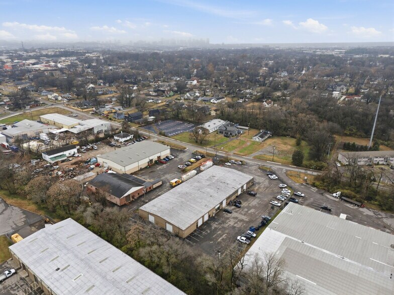 More Photos Of 213 Whitsett Rd, Nashville Warehouse For Sale