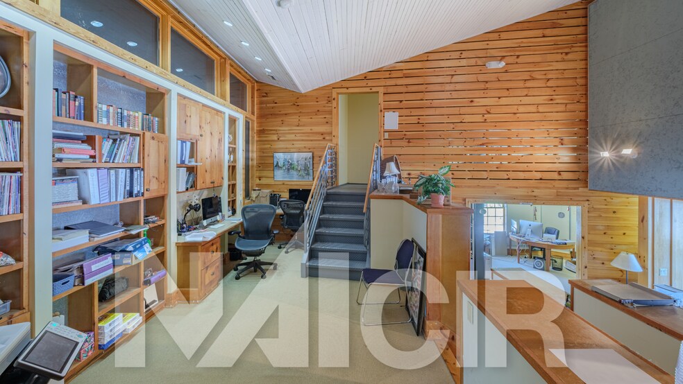 More Photos Of 5790 Devonshire Rd, Harrisburg Specialty For Sale