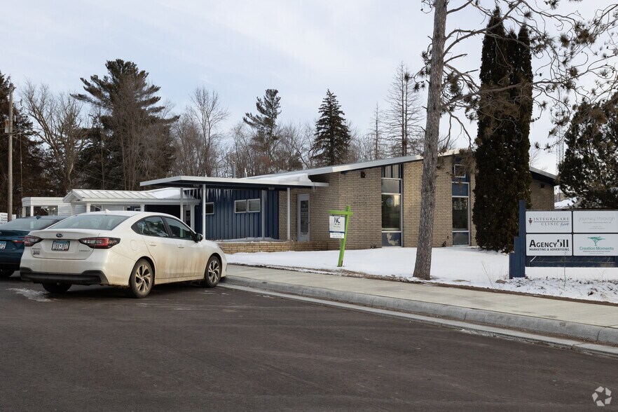 More Photos Of 400 Broadway Ave N, Foley Office For Sale