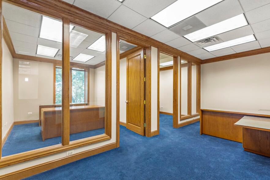 More Photos Of 310 Main St, Lemont Bank For Lease