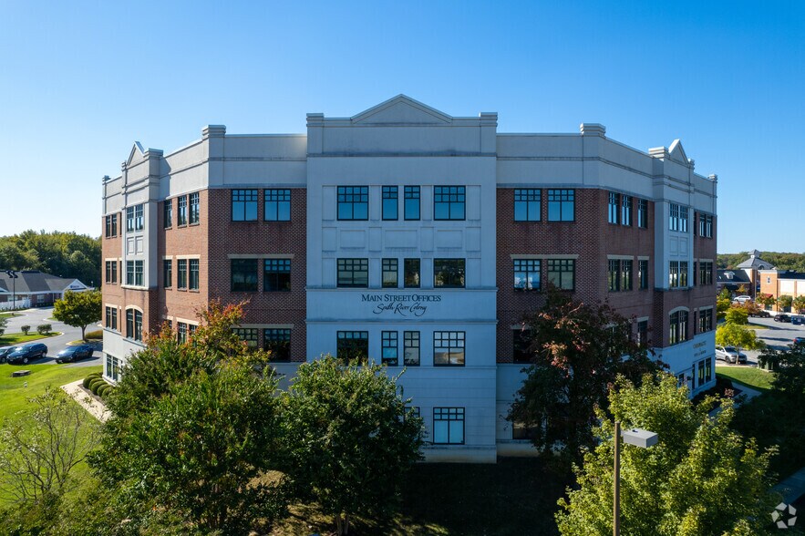 More Photos Of 137 Mitchells Chance, Edgewater Medical For Lease