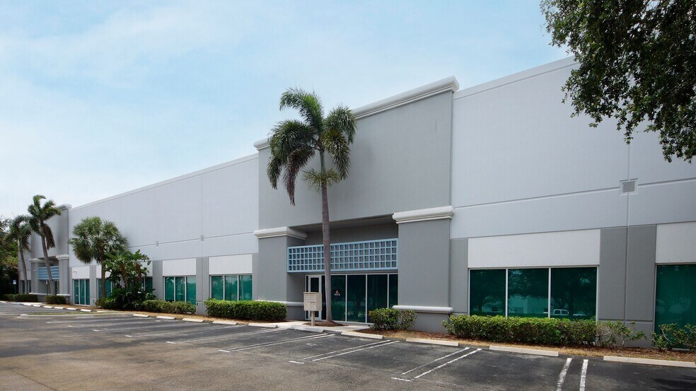 Primary Photo Of 1300-1380 Park Central Blvd S, Pompano Beach Unknown For Lease