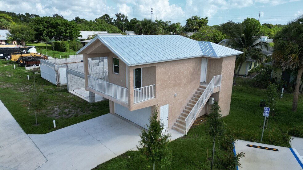 More Photos Of 0 Coconut Cay Ave, Stuart Land For Sale