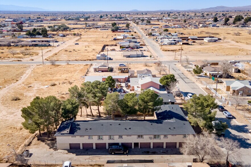More Photos Of 11941 Lee Ave, Adelanto Apartments For Sale