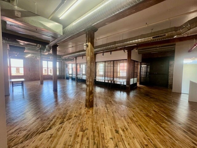 More Photos Of 231 Front St, Brooklyn Office For Lease