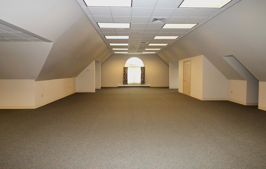 More Photos Of 355 Main St, Gorham Office For Sale
