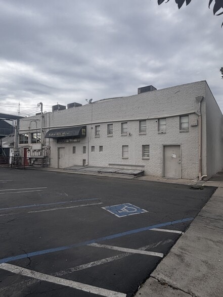 More Photos Of 1222 H St, Modesto Storefront For Lease