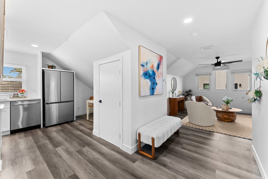 More Photos Of 832 Desty St, San Diego Apartments For Sale