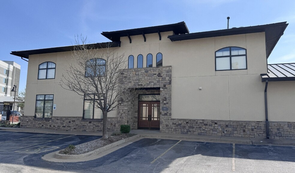 Primary Photo Of 8010 S 101st Ave E, Tulsa Medical For Lease