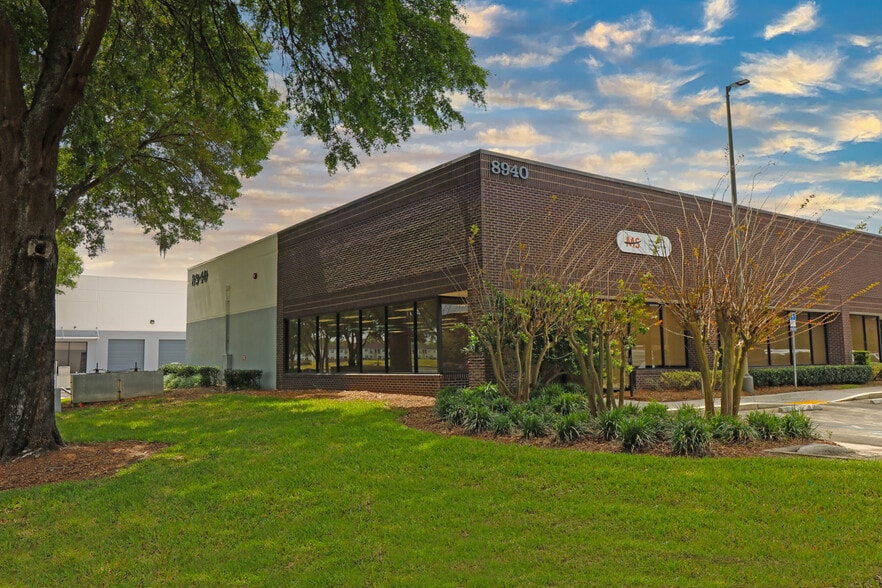 More Photos Of 8917 Western Way, Jacksonville Unknown For Lease