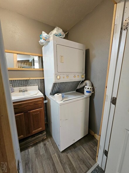 More Photos Of 965 Main St, Springfield Apartments For Sale