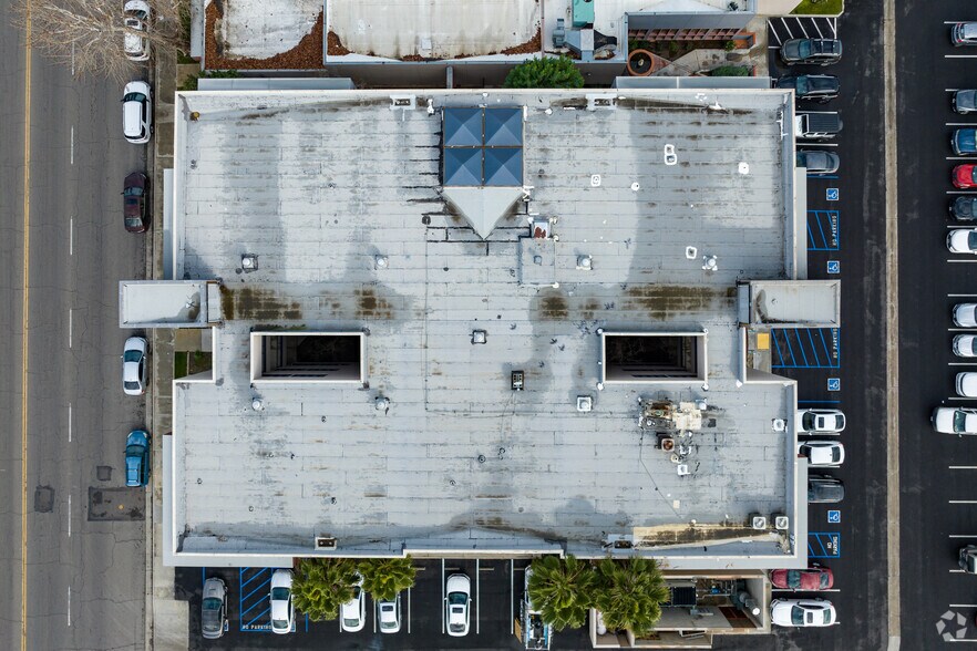 More Photos Of 3550 Q St, Bakersfield Medical For Sale