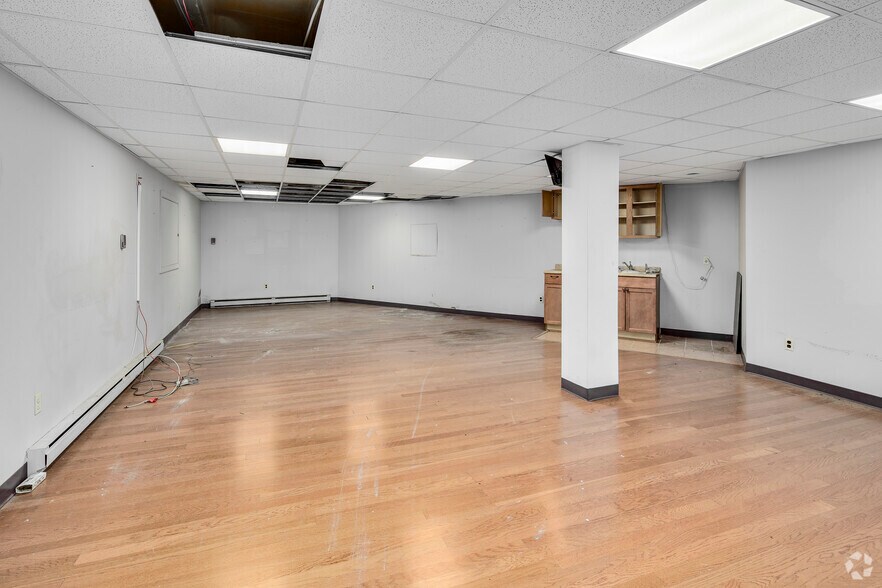 More Photos Of 441 Chaplin St SE, Washington Religious Facility For Sale