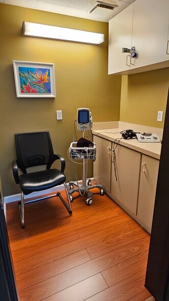 More Photos Of 450-470 E Calaveras Blvd, Milpitas Medical For Lease