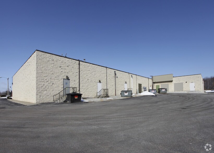 More Photos Of 2525-2541 Romig Rd, Akron Unknown For Lease