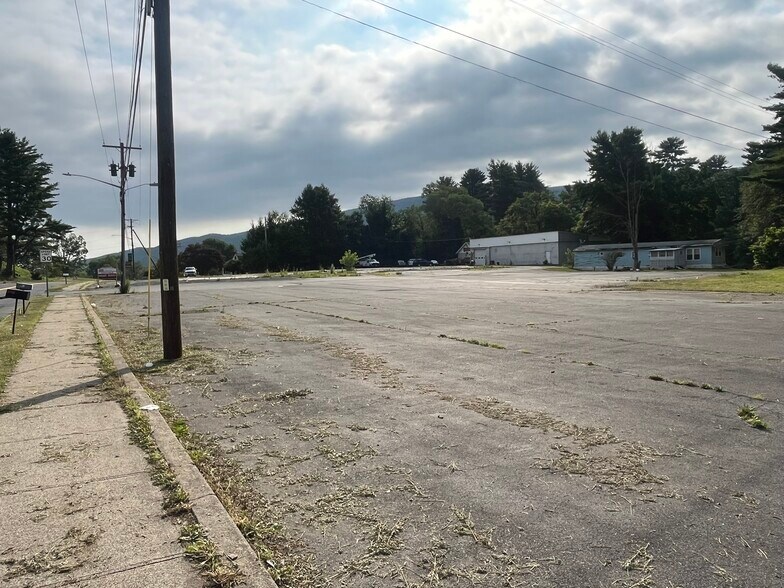More Photos Of 188 S Main St, Ellenville General Retail For Sale