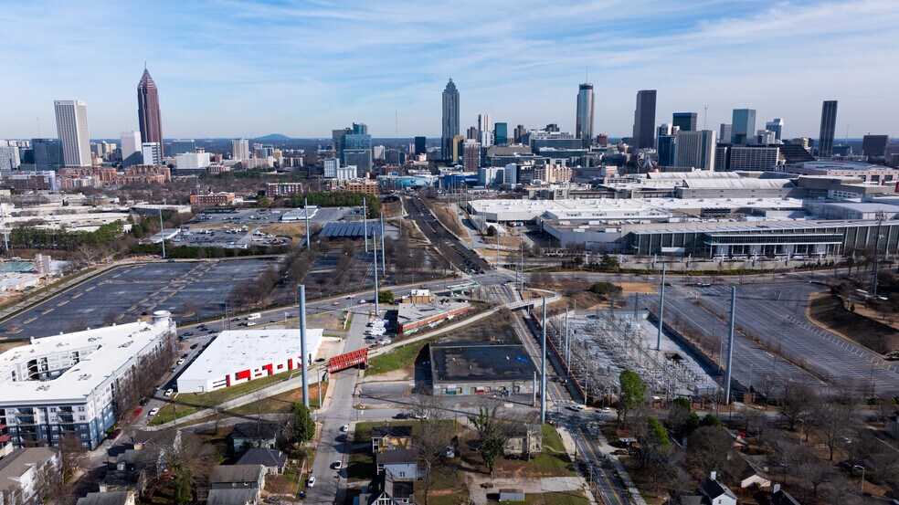 More Photos Of 523 Joseph E Boone Blvd, Atlanta Warehouse For Sale