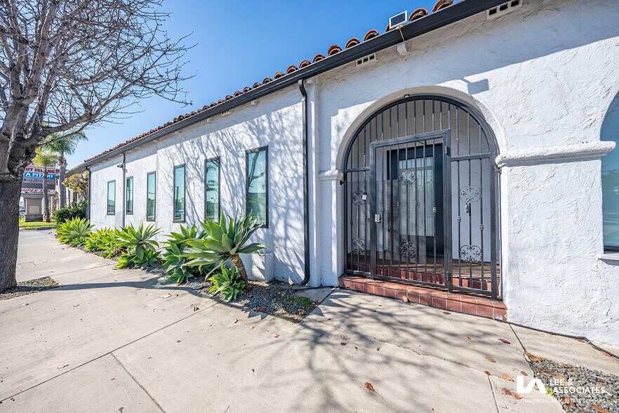 More Photos Of 3431 Cherry Ave, Long Beach Loft Creative Space For Lease