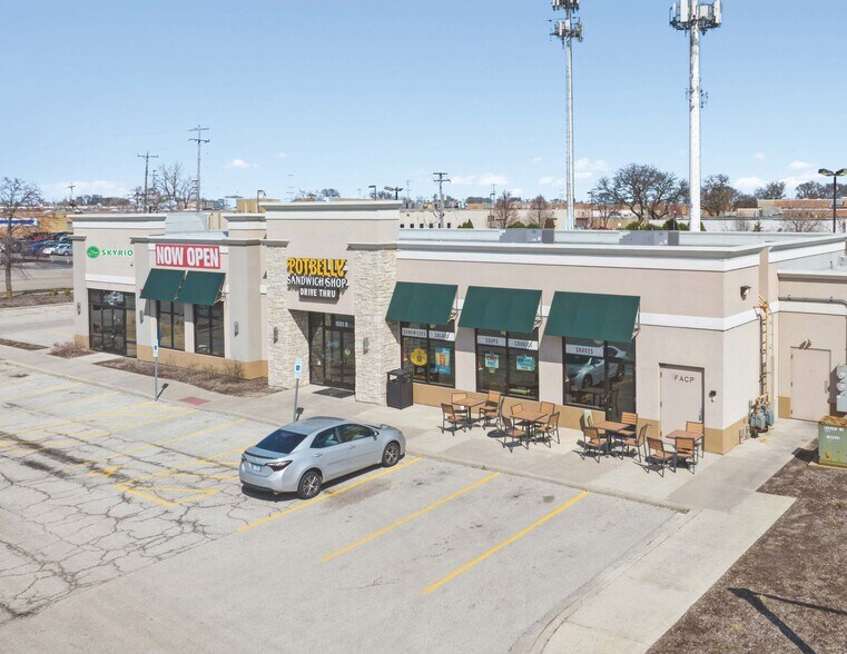 More Photos Of 1551 Busse Rd, Elk Grove Village Fast Food For Sale