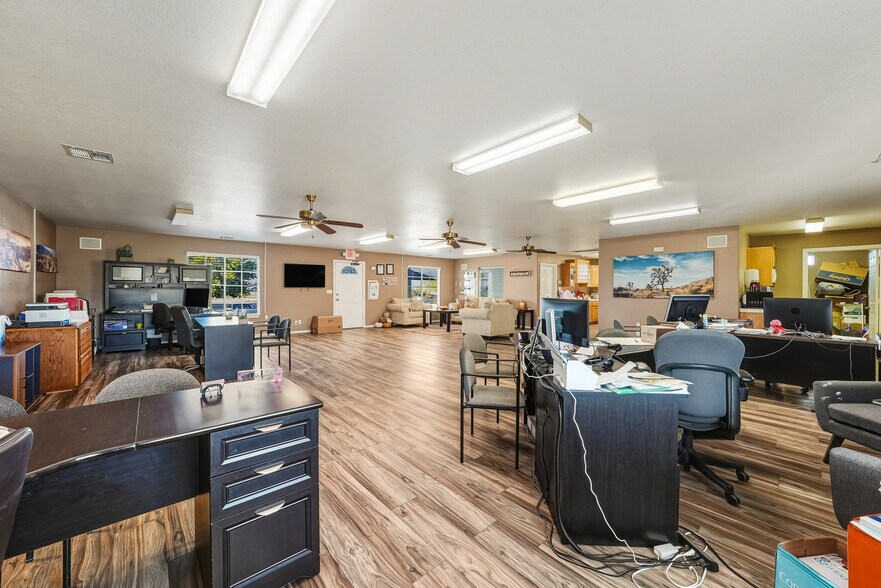 More Photos Of 1941 NV-160, Pahrump Office For Sale