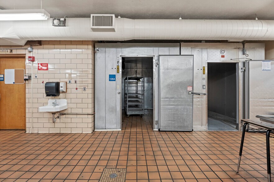 More Photos Of 3550 E Ross Pky, Wichita Specialty For Sale