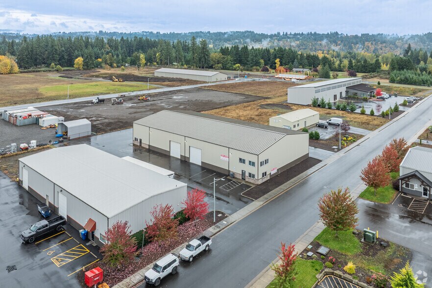 More Photos Of 1160 NW Noble Dr, Estacada Distribution For Lease