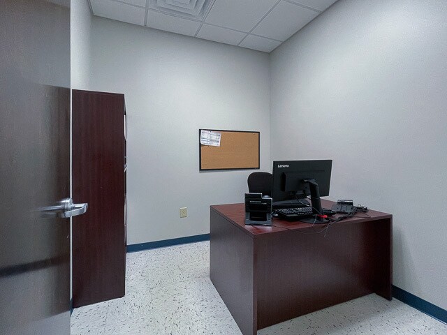 More Photos Of 160 MacGregor Pines Dr, Cary Medical For Sale