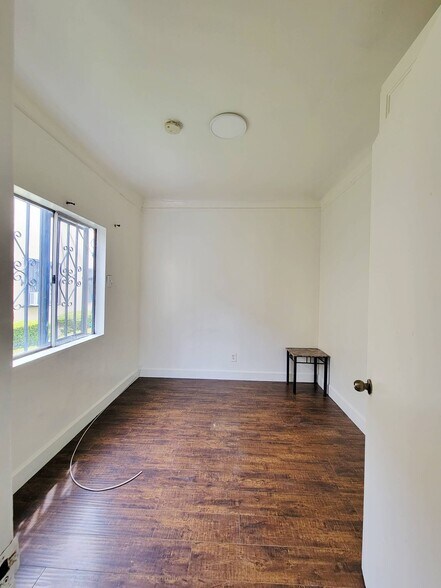 More Photos Of 4323 Woodlawn Ave, Los Angeles Multifamily For Sale