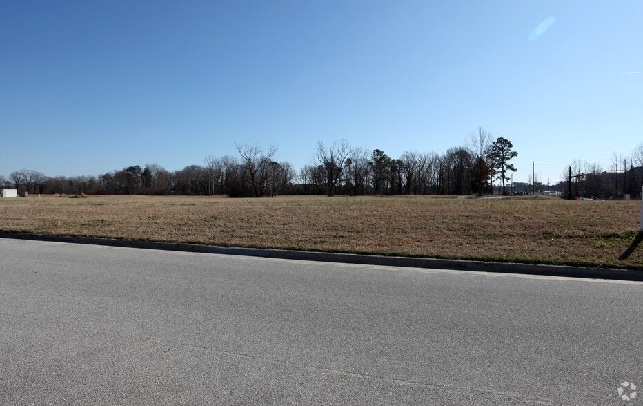 More Photos Of W Arlington Blvd @ Evans St, Greenville Land For Sale